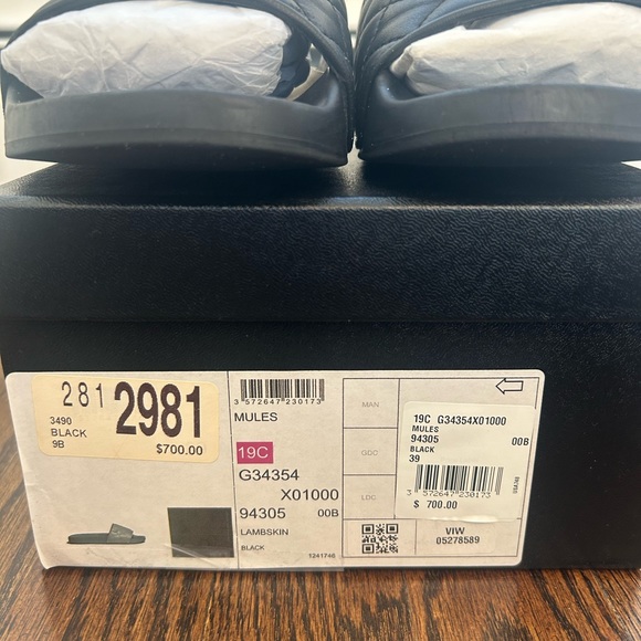 Chanel Lambskin Slides - Picture 4 of 6